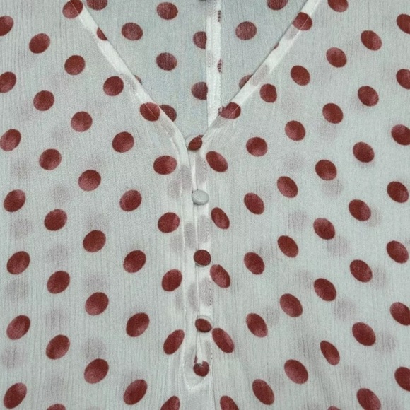 Lane Bryant White Short Sleeve Blouse with Red Polka Dots Women’s Plus Size 28 - Picture 7 of 9